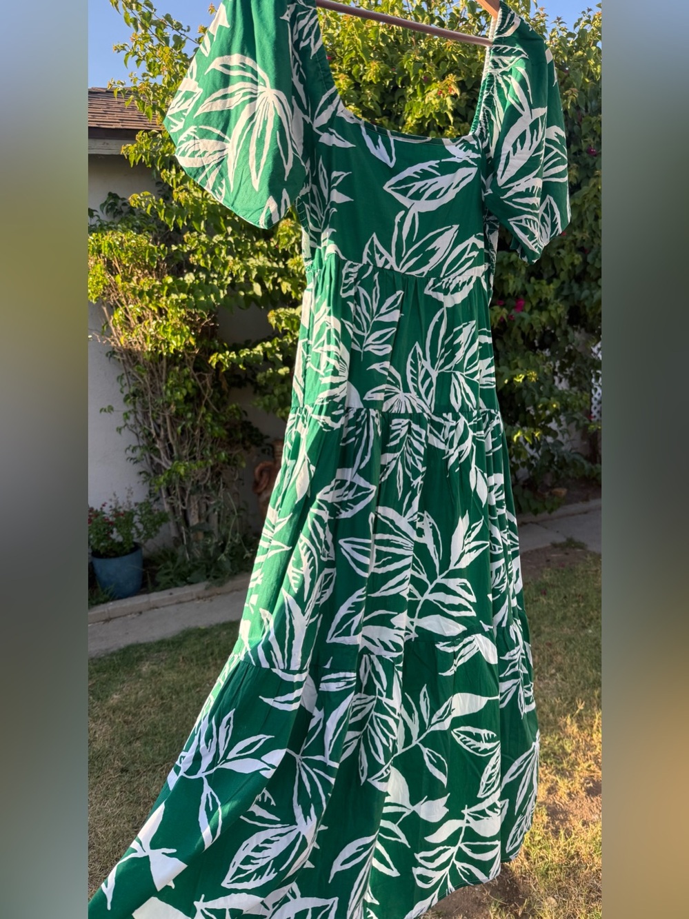 Green Leaf Print Maxi Dress